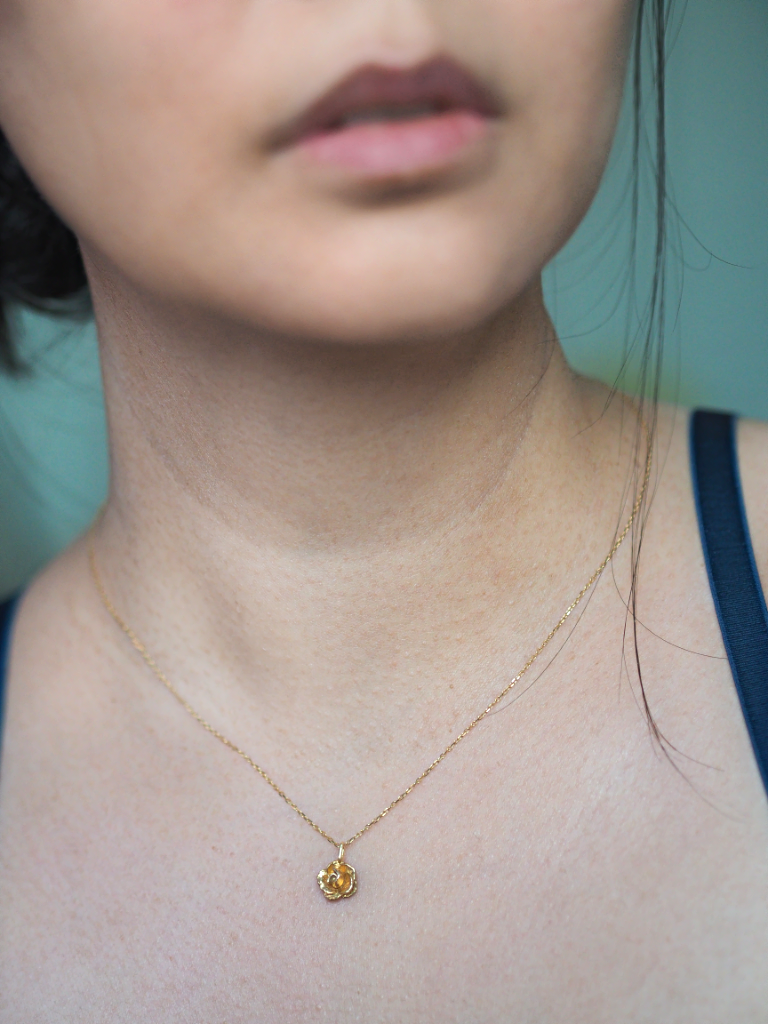 Rose charm necklace gold clearance